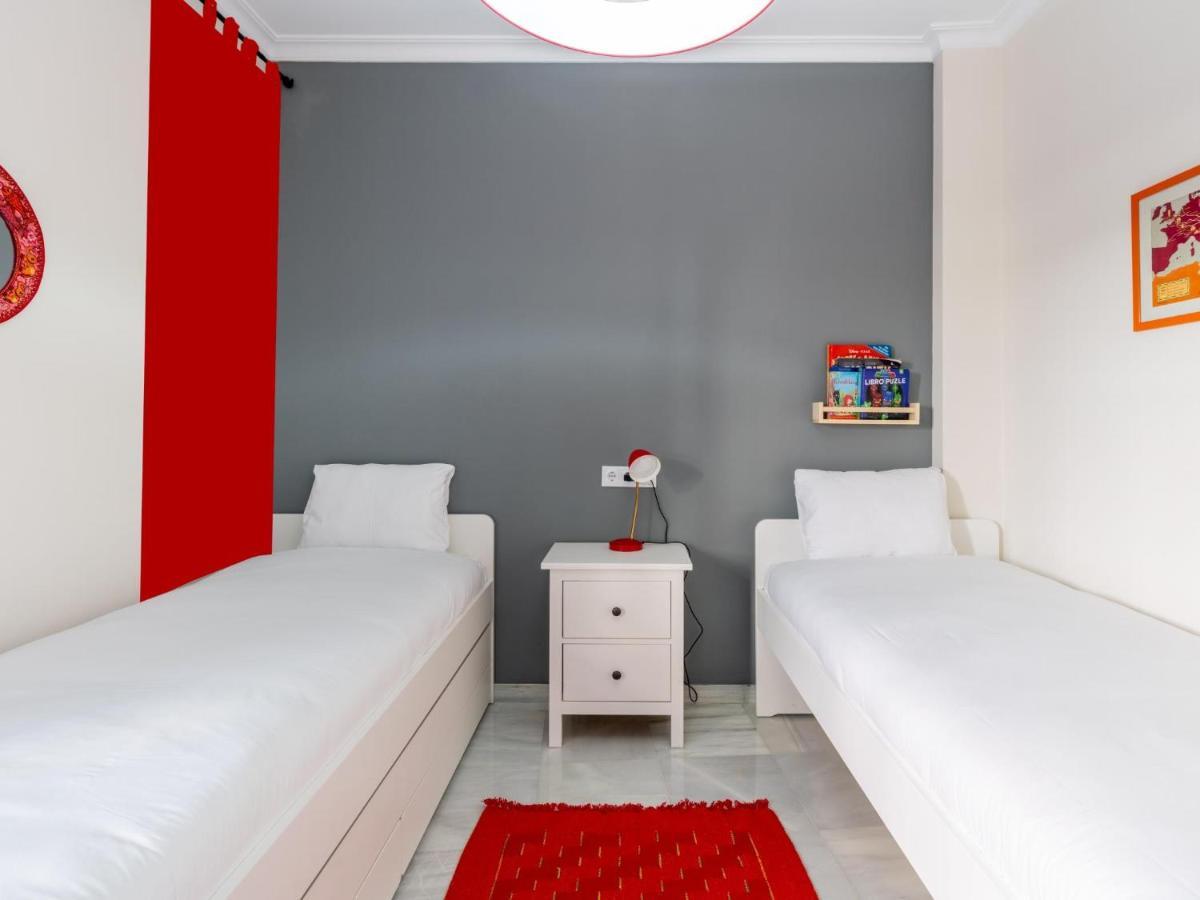 Holi-Rent Penthouse Penuelas Seville Luaran gambar